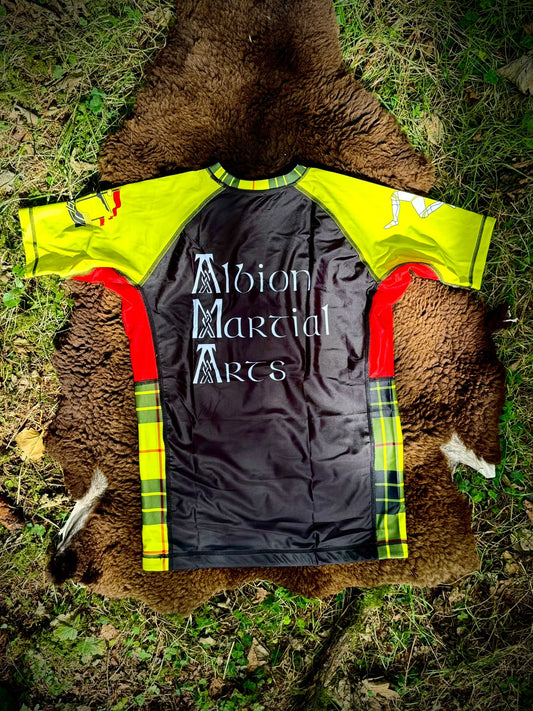 "The Islander" Short Sleeve Rashguard